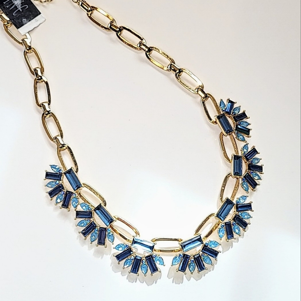 INC INTERNATIONAL CONCEPTS BLUE CRYSTAL RHINESTONE NECKLACE - NWT